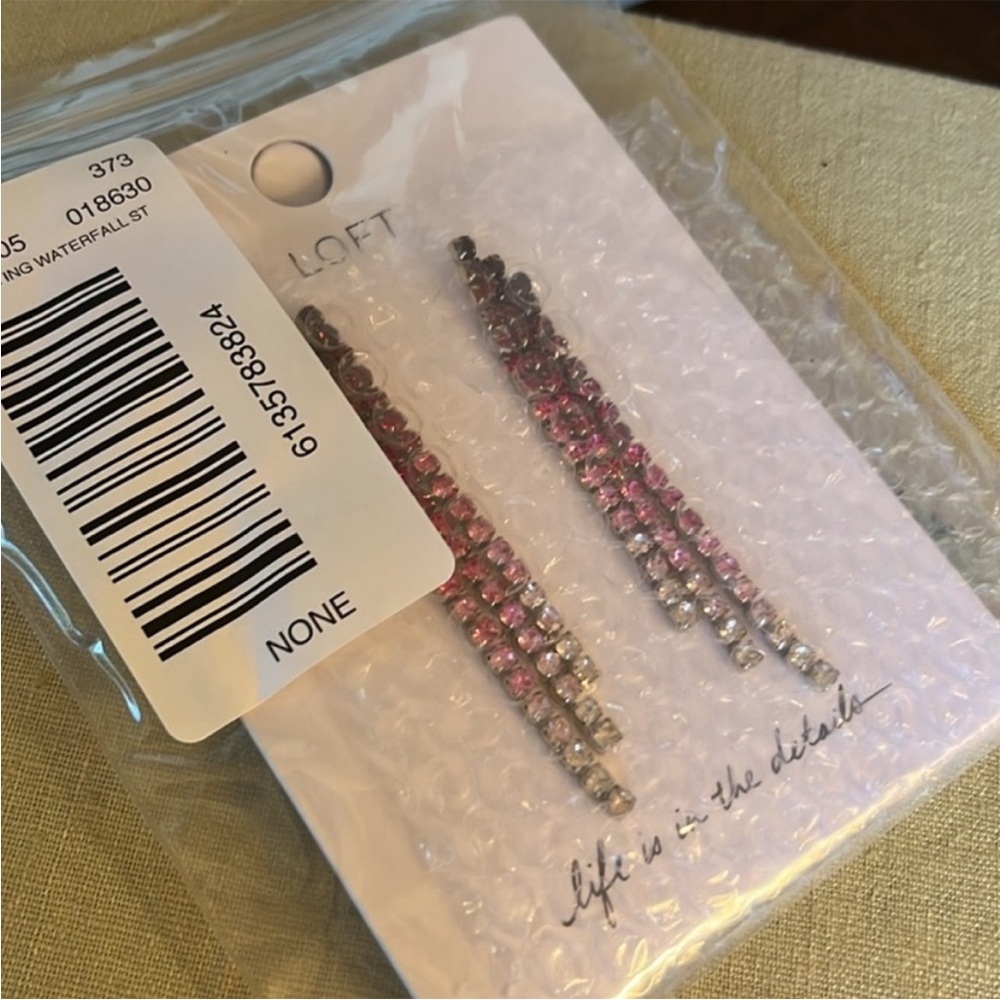 Ann Taylor LOFT Waterfall Statement Earrings - Picture 2 of 5